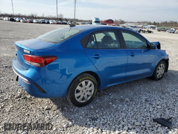 2023 Kia Rio S z VIN 3KPA24AD2PE529734, wystawiony jako Copart lot #48755585 z przebiegiem 99 031 mil mil oraz Szkody całkowita. Historia ofert i sprzedaży dostępna na DreamBid. Obrazek 3.