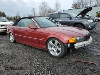2001 BMW 3 Series 325Ci with VIN WBABS334X1JY41304, listed as a Copart auction lot 85814304 with 93,527 mi miles and Salvage Title. Bid and sale history available at carsss.com. Image 4.