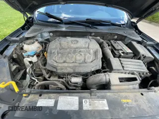 2020 Volkswagen Passat SE z VIN 1VWSA7A30LC007425, wystawiony jako Copart lot #62712615 z przebiegiem 117 196 mil mil oraz Czysty tytuł • Clean title. Historia ofert i sprzedaży dostępna na DreamBid. Obrazek 7.