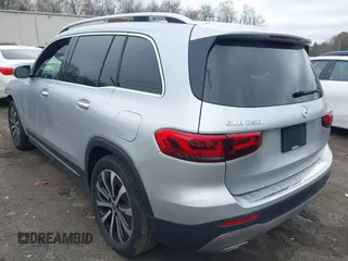 2021 Mercedes-Benz GLB 250 z VIN W1N4M4HB4MW087643, wystawiony jako IAAI lot #42049663 z przebiegiem 61 866 mil mil oraz . Historia ofert i sprzedaży dostępna na DreamBid. Obrazek 3.