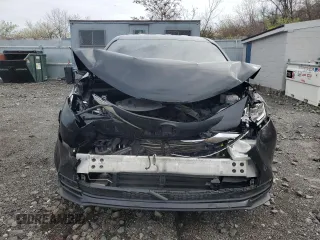 2022 Toyota Sienna LE z VIN 5TDKRKEC0NS109334, wystawiony jako Copart lot #51304205 z przebiegiem 177 758 mil mil oraz Szkoda całkowita • Salvage title. Historia ofert i sprzedaży dostępna na DreamBid. Obrazek 5.
