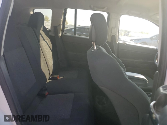 2011 Jeep Compass with VIN 1J4NT1FA3BD240927, listed as a Copart auction lot 69377574 with 71,061 mi miles and Salvage Title. Bid and sale history available at carsss.com. Image 11.