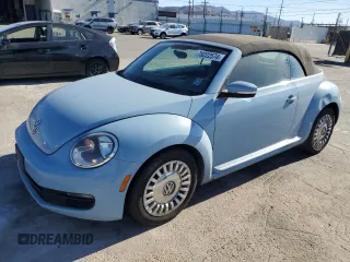 2013 Volkswagen Beetle 2.5L with VIN 3VW5P7AT9DM812173, listed as a Copart auction lot 78222574 with 153,702 mi miles and Salvage Title. Bid and sale history available at DreamBid. Image 1.