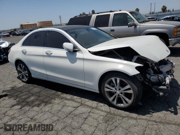2016 Mercedes-Benz C 300 с VIN 55SWF4JB0GU163791, выставлен на аукционе Copart как лот 61433475 с пробегом 98 069 миль миль и Чистый • Clean title. История ставок и продаж доступна на DreamBid. Изображение 4.