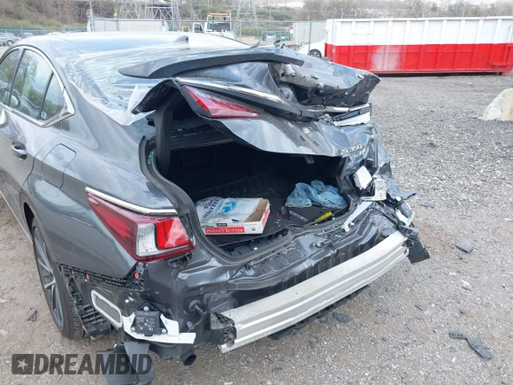 2022 Lexus ES 350 z VIN 58ADZ1B13NU132242, wystawiony jako IAAI lot #41925701 z przebiegiem 30 381 mil mil oraz . Historia ofert i sprzedaży dostępna na DreamBid. Obrazek 6.