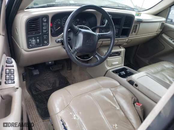 2002 Chevrolet Silverado 1500HD LT with VIN 1GCGK13U52F196739, listed as a Copart auction lot 76133694 with 208,404 mi miles and Salvage Title. Bid and sale history available at carsss.com. Image 8.