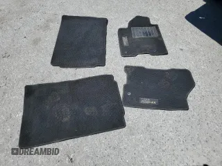 2015 Nissan Titan Pro-4X z VIN 1N6AA0EC9FN512658, wystawiony jako Copart lot #68066964 z przebiegiem 131 026 mil mil oraz Szkoda całkowita • Salvage title. Historia ofert i sprzedaży dostępna na DreamBid. Obrazek 14.