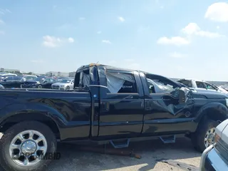 2012 Ford F-250 XL z VIN 1FT7W2BT6CEC82815, wystawiony jako IAAI lot #42440096 z przebiegiem Nie podano mil oraz . Historia ofert i sprzedaży dostępna na DreamBid. Obrazek 12.
