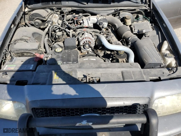 2005 Ford Police Interceptor with VIN 2FAHP71W85X144629, listed as a Copart auction lot 76746654 with 112,761 mi miles and Salvage Title. Bid and sale history available at carsss.com. Image 13.