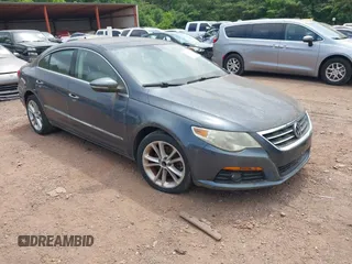 2009 Volkswagen CC Luxury z VIN WVWHL73C09E531918, wystawiony jako IAAI lot #42433505 z przebiegiem 223 692 mil mil oraz . Historia ofert i sprzedaży dostępna na DreamBid. Obrazek 1.