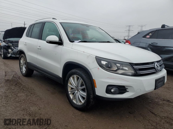 2016 Volkswagen Tiguan R-Line with VIN WVGBV7AX1GW543312, listed as a Copart auction lot 86631444 with 78,335 mi miles and Salvage Title. Bid and sale history available at DreamBid. Image 4.