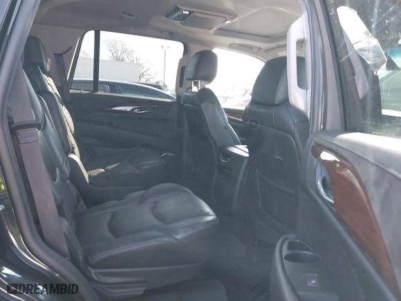 2019 Cadillac Escalade Premium Luxury with VIN 1GYS4CKJ1KR407662, listed as a IAAI auction lot 41519495 with 101,892 mi miles. Bid and sale history available at carsss.com. Image 8.