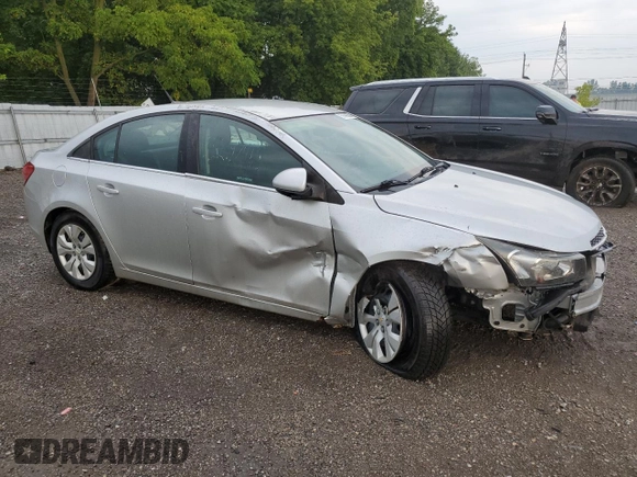 2014 Chevrolet Cruze 1LT with VIN 1G1PC5SB5E7267465, listed as a Copart auction lot 69096584 with 118,077 mi miles and Clean Title. Bid and sale history available at carsss.com. Image 4.