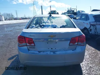 2015 Chevrolet Cruze LT with VIN 1G1PC5SB0F7210575, listed as a IAAI auction lot 41629360 with 192,189 mi miles and . Bid and sale history available at DreamBid. Image 16.