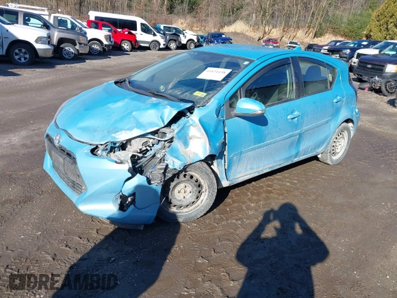 2015 Toyota Prius One with VIN JTDKDTB37F1104297, listed as a IAAI auction lot 41824438 with 117,562 mi miles and . Bid and sale history available at carsss.com. Image 18.