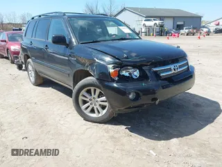 2006 Toyota Highlander z VIN JTEEW21A860022985, wystawiony jako IAAI lot #42045590 z przebiegiem 197 983 mil mil oraz . Historia ofert i sprzedaży dostępna na DreamBid. Obrazek 1.