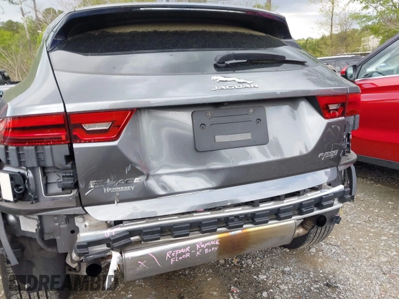 2018 Jaguar E-Pace S z VIN SADFJ2FXXJ1Z31984, wystawiony jako IAAI lot #42006201 z przebiegiem 68 909 mil mil oraz . Historia ofert i sprzedaży dostępna na DreamBid. Obrazek 17.