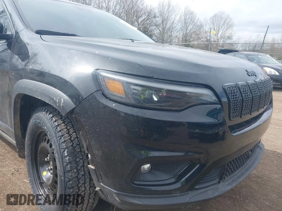 2022 Jeep Cherokee X with VIN 1C4PJMCX0ND527533, listed as a IAAI auction lot 41674822 with 36,300 mi miles. Bid and sale history available at carsss.com. Image 17.