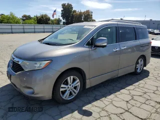 2013 Nissan Quest LE z VIN JN8AE2KP8D9064840, wystawiony jako Copart lot #57372575 z przebiegiem 108 230 mil mil oraz Czysty tytuł • Clean title. Historia ofert i sprzedaży dostępna na DreamBid. Obrazek 1.