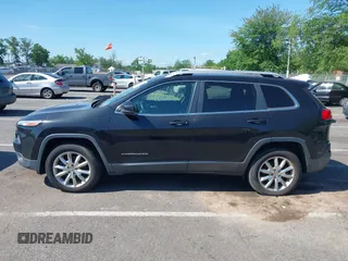 2016 Jeep Cherokee Limited with VIN 1C4PJMDB7GW318803, listed as a IAAI auction lot 42288603 with 170,103 mi miles and . Bid and sale history available at DreamBid. Image 14.