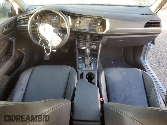 2021 Volkswagen Jetta SEL z VIN 3VWE57BUXMM015072, wystawiony jako Copart lot #72251204 z przebiegiem 126 772 mil mil oraz Szkoda całkowita • Salvage title. Historia ofert i sprzedaży dostępna na DreamBid. Obrazek 8.
