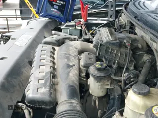 2006 Ford F-150 XLT with VIN 1FTPW14V76KC59185, listed as a IAAI auction lot 42770149 with 220,852 mi miles and . Bid and sale history available at DreamBid. Image 12.