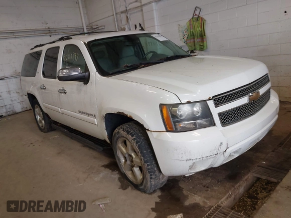 2007 Chevrolet Suburban LT with VIN 1GNFK16387J352797, listed as a IAAI auction lot 42310897 with 208,836 mi miles and . Bid and sale history available at DreamBid. Image 1.