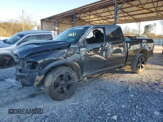 2019 Ram 1500 Classic Warlock with VIN 1C6RR6GT8KS716644, listed as a Copart auction lot 86686064 with 124,669 mi miles and Salvage Title. Bid and sale history available at carsss.com. Image 1.