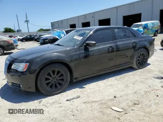 2014 Chrysler 300 C z VIN 2C3CCAEG8EH212880, wystawiony jako Copart lot #53918505 z przebiegiem 113 577 mil mil oraz Szkoda całkowita • Salvage title. Historia ofert i sprzedaży dostępna na DreamBid. Obrazek 1.