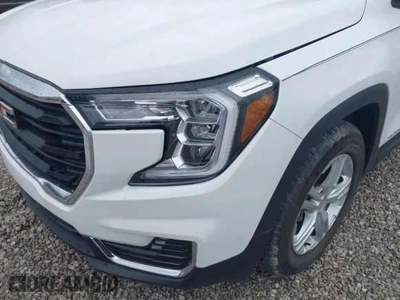 2024 GMC Terrain SLE z VIN 3GKALMEG4RL117903, wystawiony jako IAAI lot #41718454 z przebiegiem 3 408 mil mil oraz . Historia ofert i sprzedaży dostępna na DreamBid. Obrazek 18.