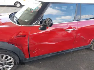2016 MINI Cooper Hardtop 4 Door S with VIN WMWXU3C5XG2D28360, listed as a IAAI auction lot 41539607 with 78,616 mi miles. Bid and sale history available at carsss.com. Image 6.