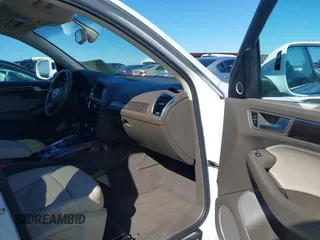 2014 Audi Q5 Premium Plus z VIN WA1DGAFP3EA062706, wystawiony jako IAAI lot #41579534 z przebiegiem 121 055 mil mil oraz . Historia ofert i sprzedaży dostępna na DreamBid. Obrazek 5.
