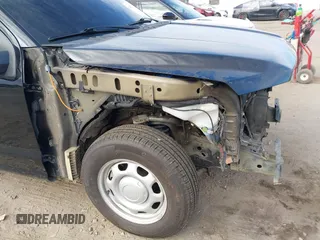2020 Ford F-150 XL with VIN 1FTMF1C57LFC62242, listed as a IAAI auction lot 41455171 with 117,135 mi miles and . Bid and sale history available at carsss.com. Image 6.