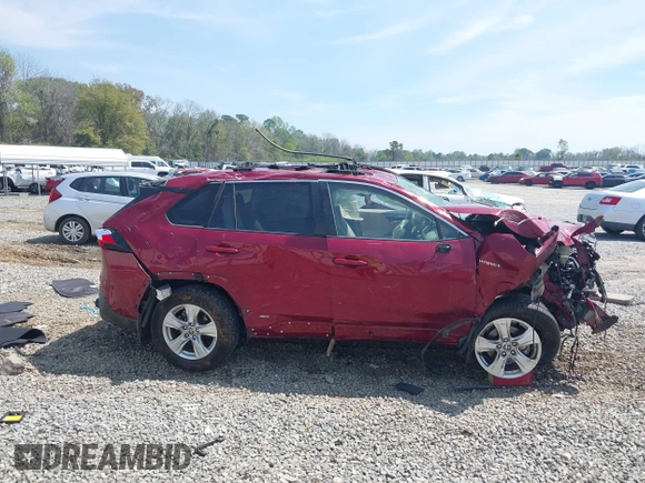 2021 Toyota RAV4 Hybrid XLE with VIN JTMRWRFV2MD123696, listed as a IAAI auction lot 41898510 with 88,000 mi miles. Bid and sale history available at carsss.com. Image 12.