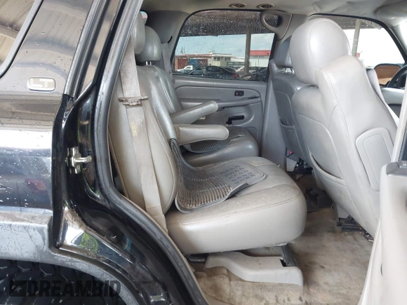 2004 Chevrolet Tahoe LT with VIN 1GNEC13Z94R299705, listed as a IAAI auction lot 42037700 with 178,338 mi miles and . Bid and sale history available at DreamBid. Image 8.