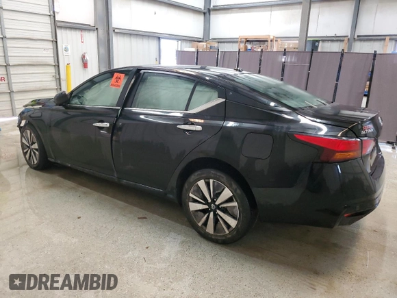 2021 Nissan Altima SV with VIN 1N4BL4DV4MN413633, listed as a Copart auction lot 56071345 with 71,458 mi miles and Clean title. Bid and sale history available at DreamBid. Image 2.