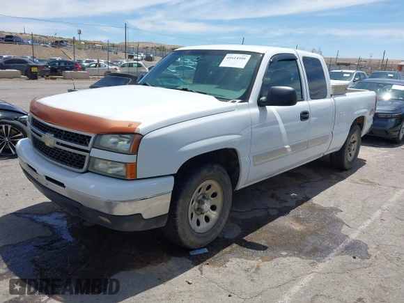 2006 Chevrolet Silverado 1500 LT2 with VIN 1GCEK19B86Z199636, listed as a IAAI auction lot 41614508 with 188,458 mi miles and . Bid and sale history available at DreamBid. Image 2.
