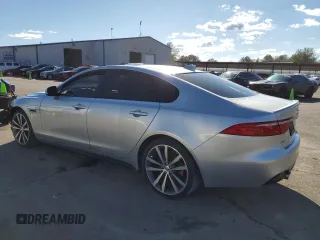 2017 Jaguar XF S with VIN SAJBG4BV1HCY48226, listed as a Copart auction lot 39578864 with 52,425 mi miles. Bid and sale history available at carsss.com. Image 2.