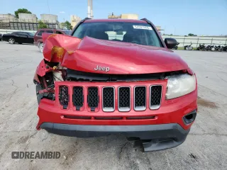 2016 Jeep Compass Sport z VIN 1C4NJCBAXGD727000, wystawiony jako Copart lot #64591555 z przebiegiem 154 441 mil mil oraz Czysty tytuł • Clean title. Historia ofert i sprzedaży dostępna na DreamBid. Obrazek 5.