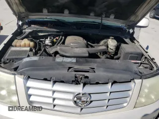 2003 Cadillac Escalade с VIN 1GYEC63T63R290034, выставлен на аукционе Copart как лот 46844735 с пробегом 304 433 миль миль и Чистый • Clean title. История ставок и продаж доступна на DreamBid. Изображение 12.