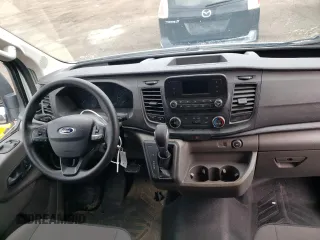 2020 Ford Transit Cargo with VIN 1FTYE1Y87LKA06133, listed as a Copart auction lot 70294424 with 81,602 mi miles and Salvage Title. Bid and sale history available at DreamBid. Image 8.