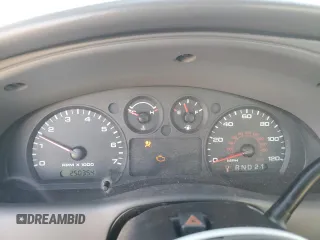 2005 Ford Ranger XL Fleet with VIN 1FTYR10E55PA61711, listed as a Copart auction lot 75602574 with 250,354 mi miles and Salvage Title. Bid and sale history available at carsss.com. Image 9.