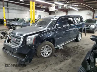 2017 GMC Yukon XL SLE with VIN 1GKS2FKC7HR216601, listed as a Copart auction lot 42554525 with 121,016 mi miles and Salvage Title. Bid and sale history available at carsss.com. Image 1.