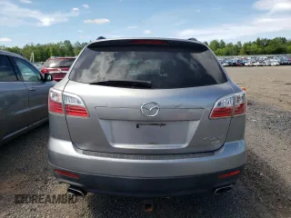 2011 Mazda CX-9 Touring z VIN JM3TB3CV3B0323789, wystawiony jako Copart lot #57762505 z przebiegiem 151 942 mil mil oraz Czysty tytuł • Clean title. Historia ofert i sprzedaży dostępna na DreamBid. Obrazek 6.