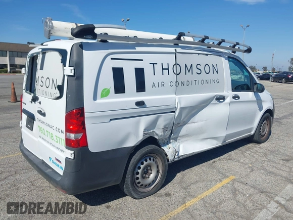 2018 Mercedes-Benz Metris Cargo with VIN WD3PG2EA2J3415757, listed as a IAAI auction lot 42029579 with 95,269 mi miles. Bid and sale history available at carsss.com. Image 4.