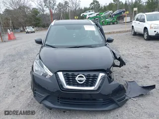 2018 Nissan Kicks SV with VIN 3N1CP5CU6JL540903, listed as a IAAI auction lot 41574975 with 84,793 mi miles. Bid and sale history available at carsss.com. Image 12.