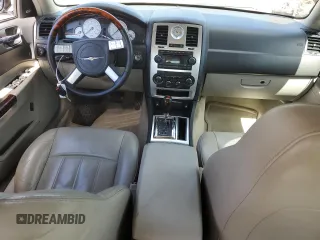 2005 Chrysler 300 with VIN 2C3JA63H25H635749, listed as a Copart auction lot 70317364 with 141,878 mi miles and Clean Title. Bid and sale history available at carsss.com. Image 8.