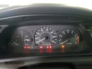 1998 Toyota Camry LE z VIN 4T1BF22K1WU048928, wystawiony jako Copart lot #57654365 z przebiegiem 132 087 mil mil oraz Czysty tytuł • Clean title. Historia ofert i sprzedaży dostępna na DreamBid. Obrazek 9.