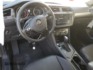 2020 Volkswagen Tiguan SE with VIN 3VV3B7AX5LM139832, listed as a Copart auction lot 47030415 with 70,894 mi miles and Salvage Title. Bid and sale history available at DreamBid. Image 8.