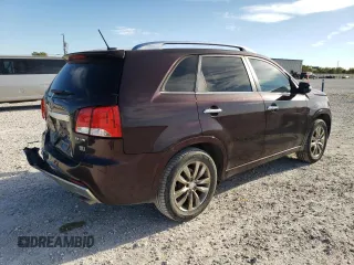 2011 Kia Sorento SX with VIN 5XYKW4A21BG122698, listed as a Copart auction lot 82316704 with 191,579 mi miles and Salvage Title. Bid and sale history available at carsss.com. Image 3.